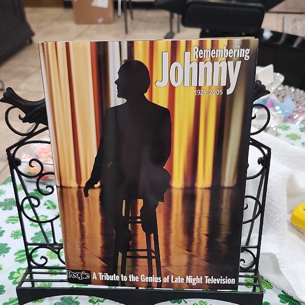 REMEMBERING JOHNNY 1925-2005 PEOPLE TRIBUTE BOOK